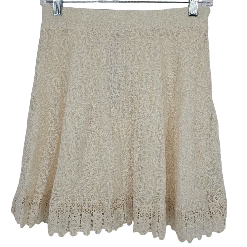 Francesca's Alya Womans size M Ivory Lace Overlay Lined Boho Mini Skirt NEW